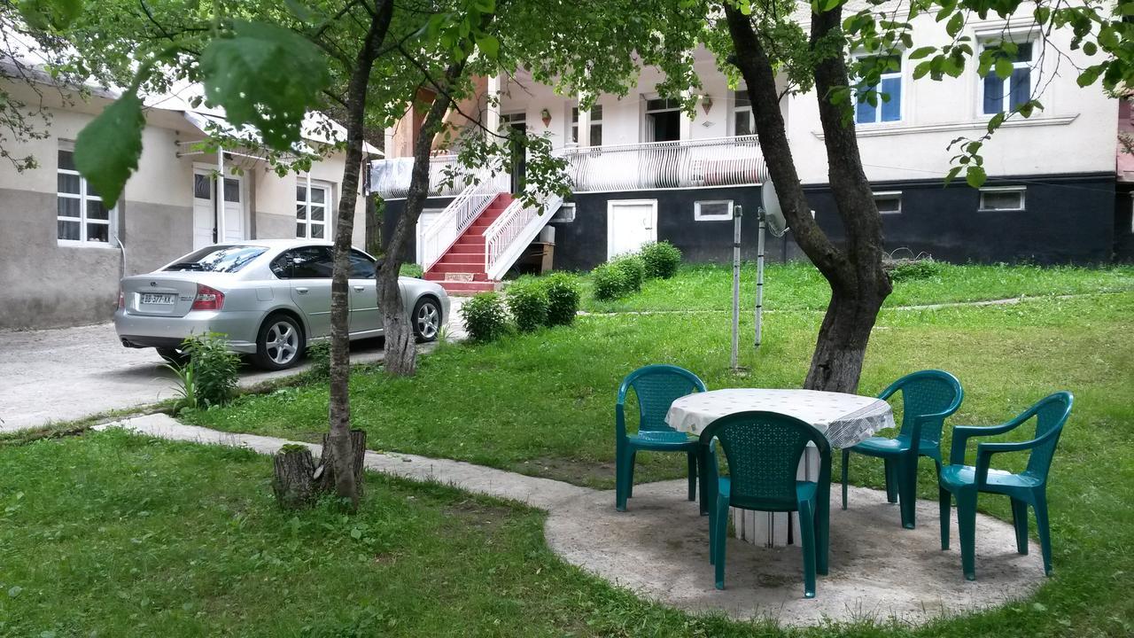 Ushba Hotel Mestia Exterior photo